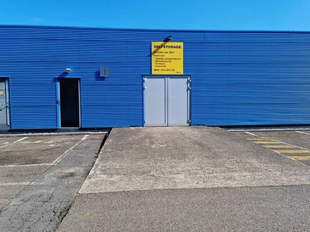 Selfstore Boxen, 25 m², parking op terrein, nabij E-313 foto 6