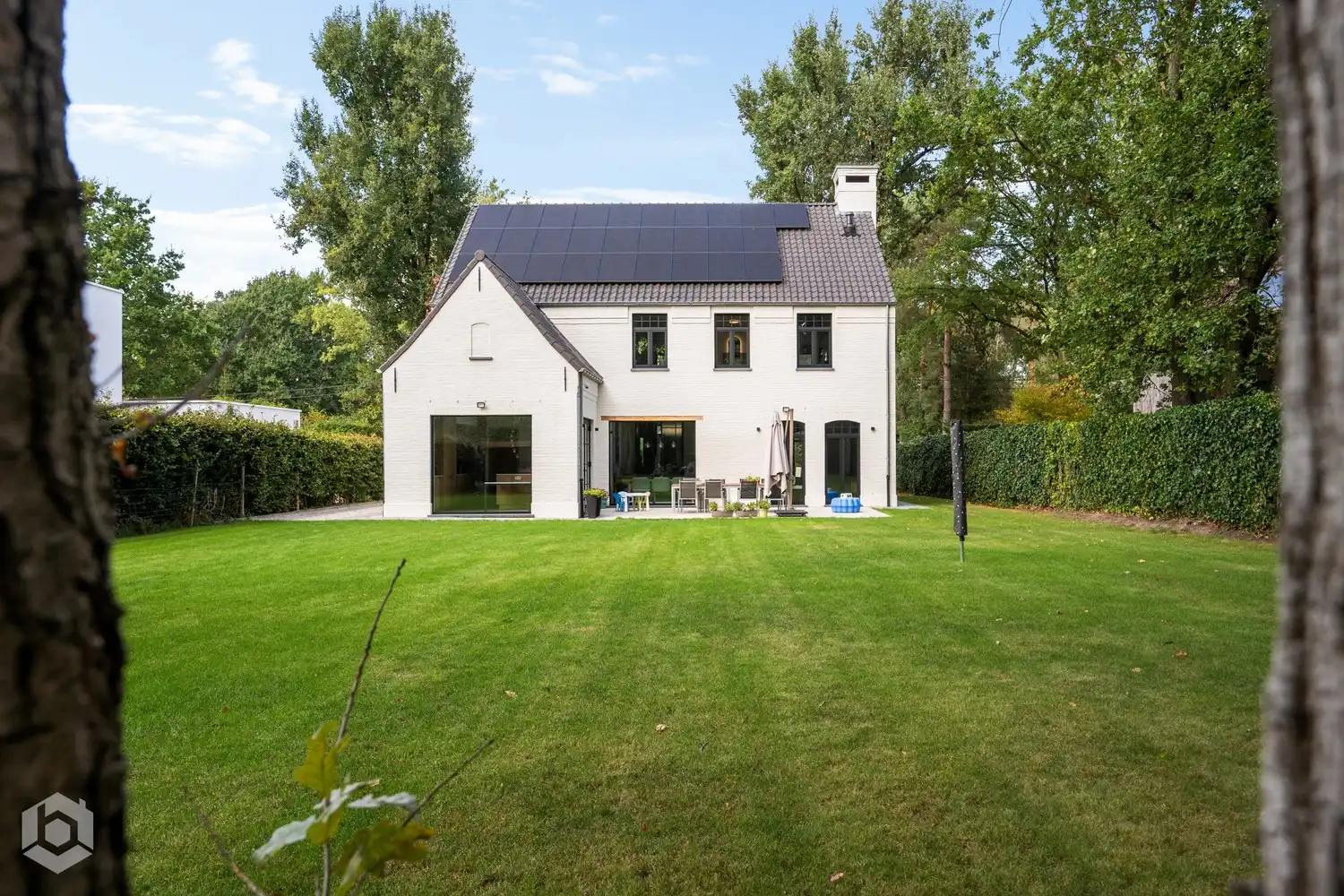 Luxe, energieneutrale villa met 5 slpkrs en prachtige tuin op top-locatie te Putte foto 2