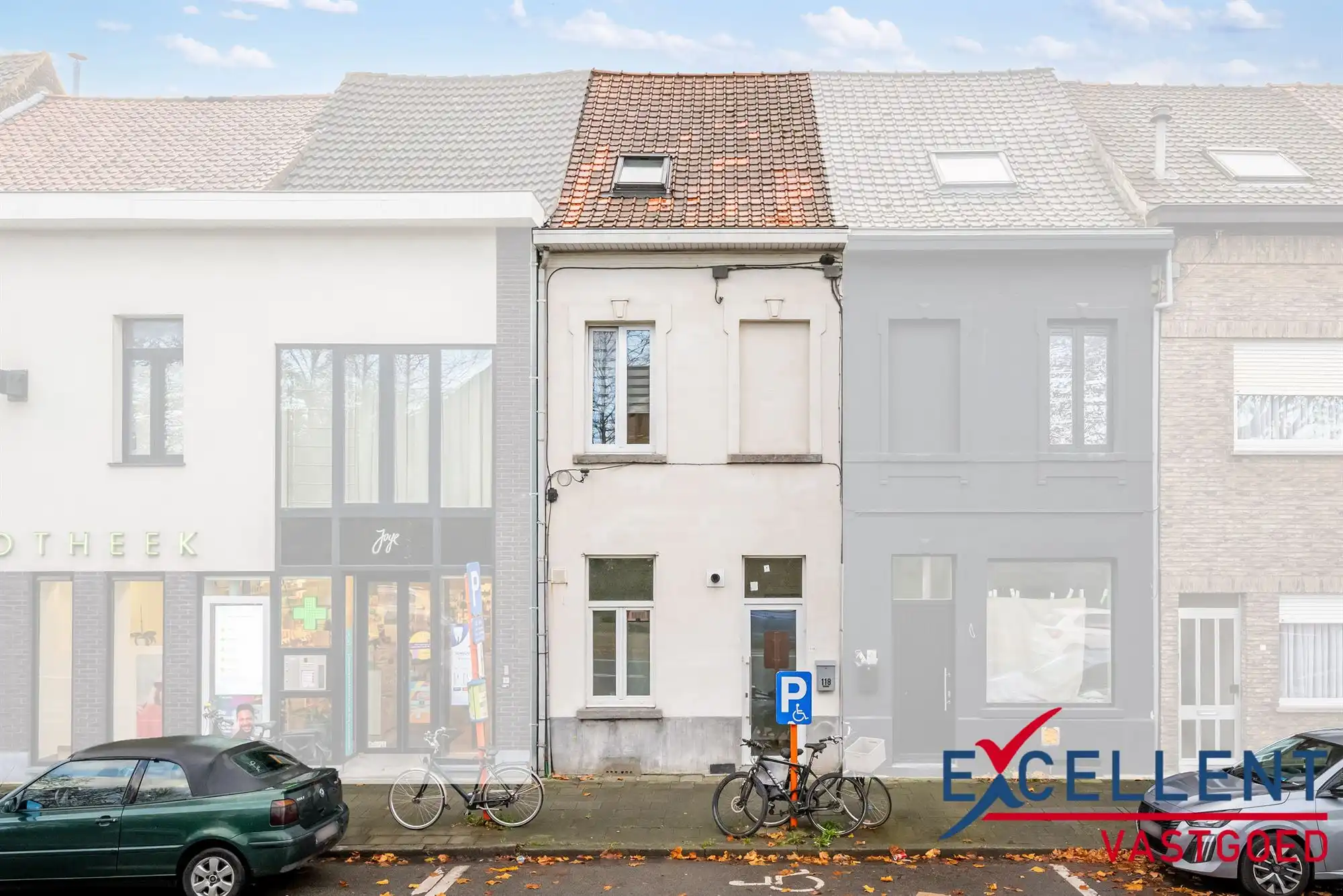 Instapklare starterswoning te Kortrijk foto 11