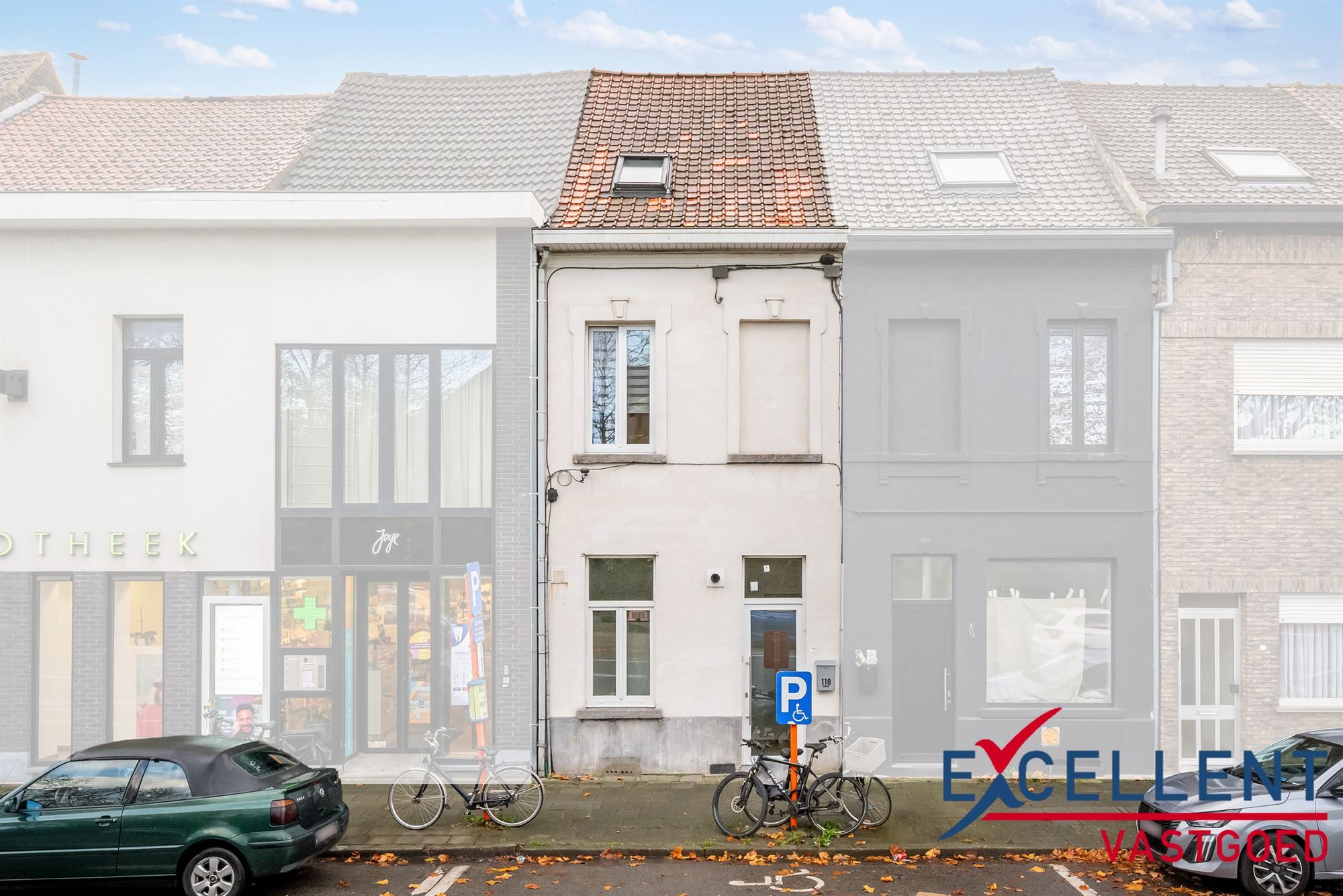 Instapklare starterswoning te Kortrijk foto 11