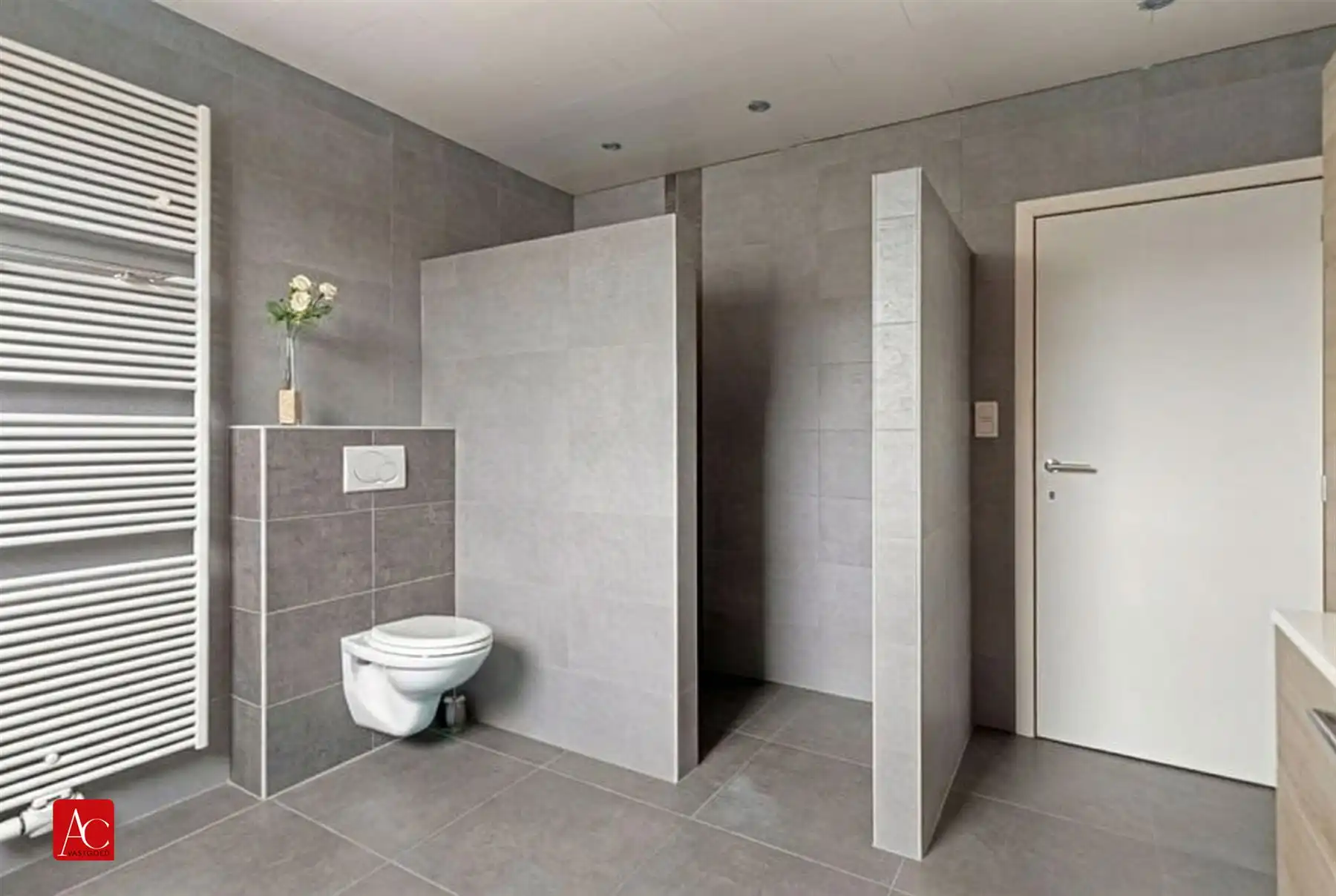 Halfopen bebouwing met prachtig uitzicht foto 18