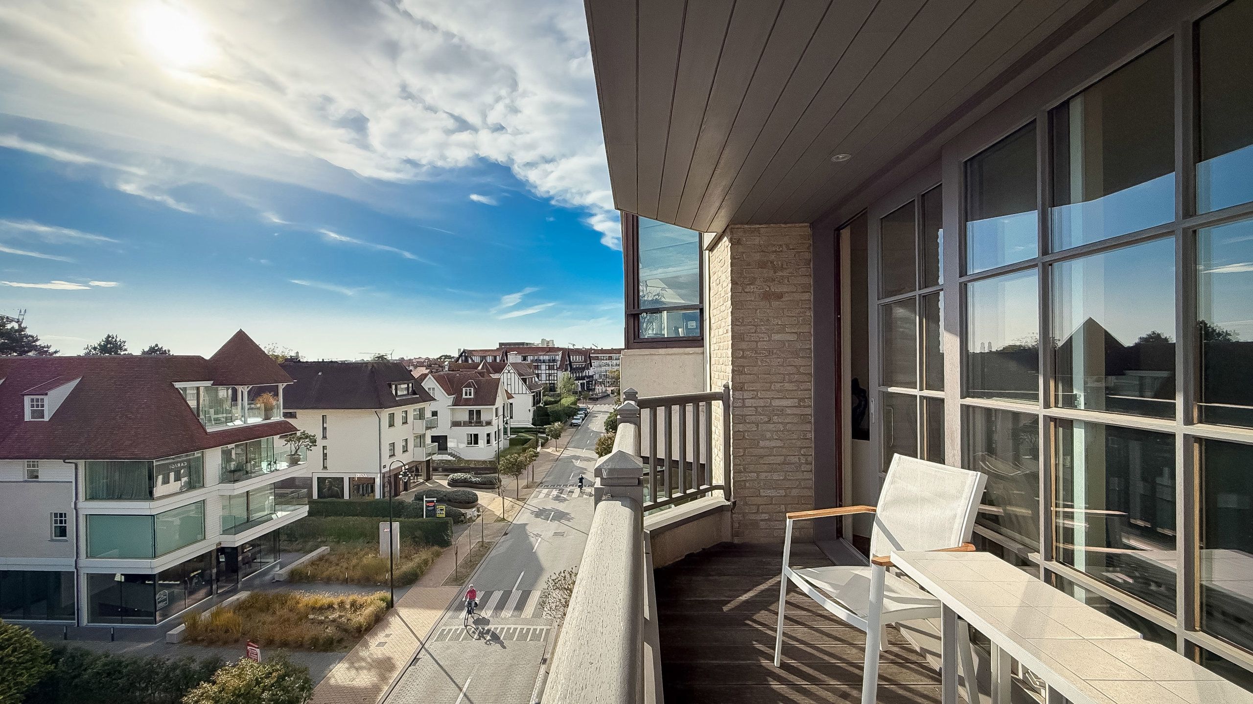 Appartement op Kustlaan, vlakbij het Albertplein... foto 3