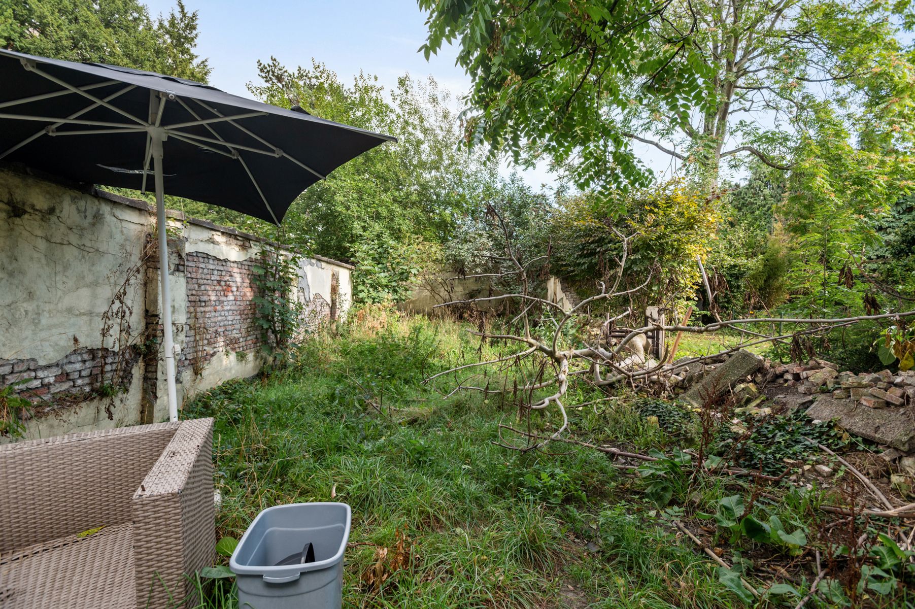 Handelshuis met tuin en stabiele huuropbrengst te koop foto 17