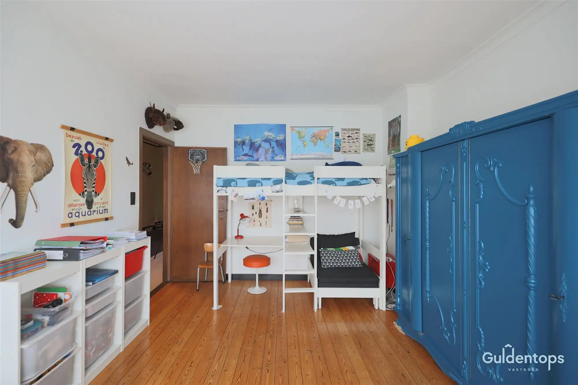 Knappe goed gelegen architectenwoning met mooie tuin foto 21