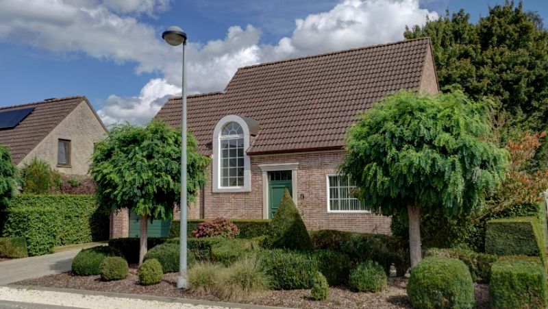 Landhuis van 172m² op 6 are 30 ca met zeer mooie tuin foto 5