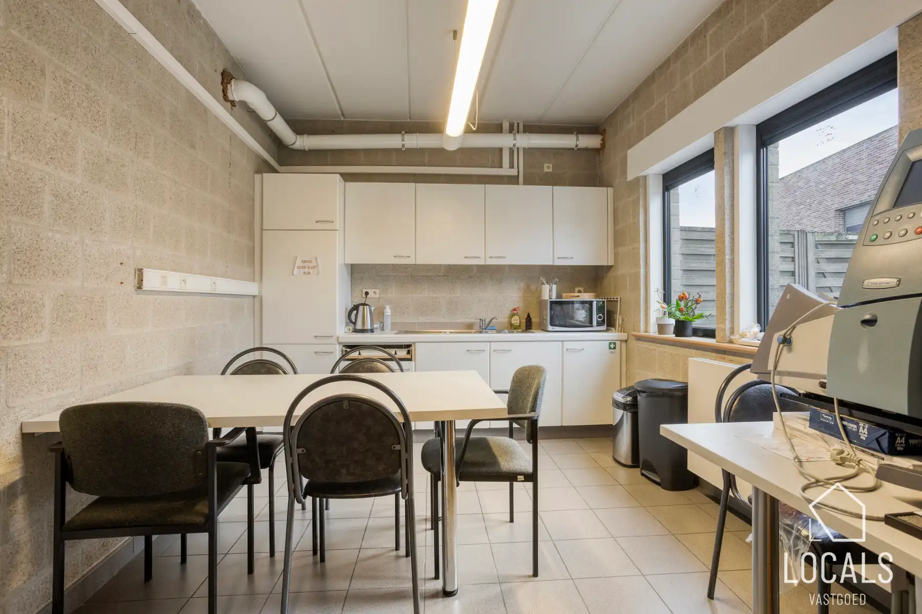 Opbrengsteigendom met woning en kantoor in centrum Haaltert foto 20