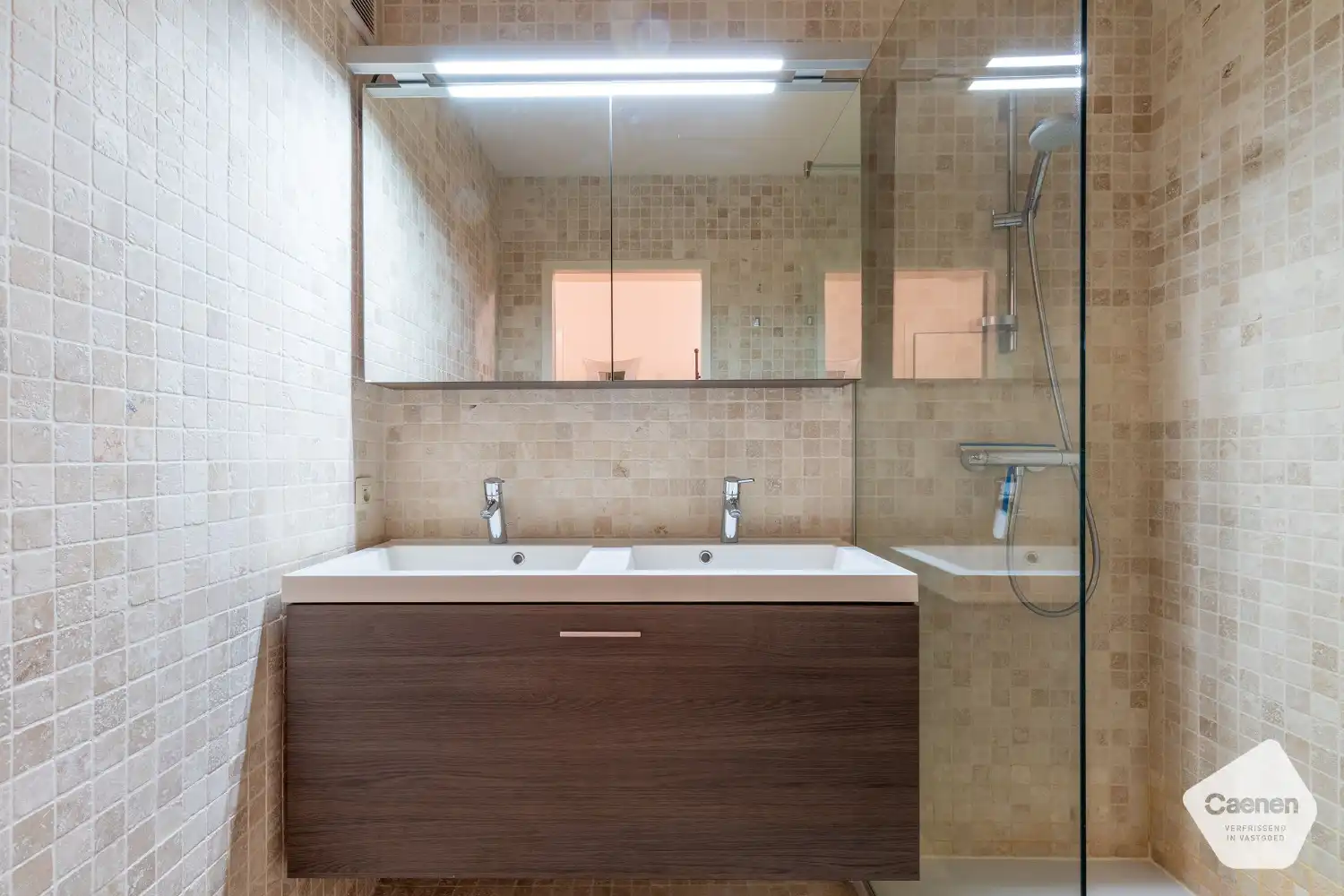 Centraal gelegen 2-slaapkamer appartement te Nieuwpoort-Bad foto 7