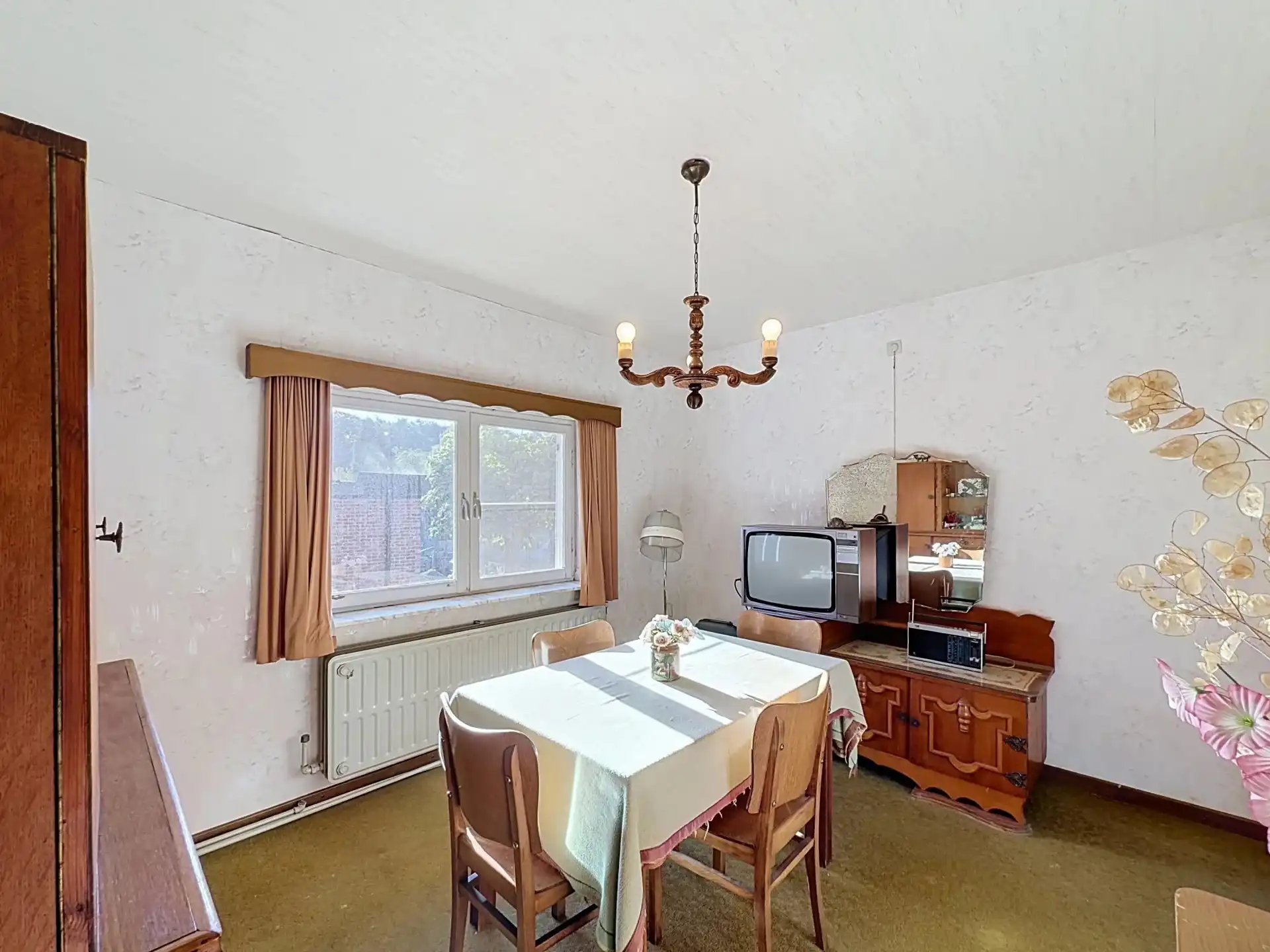 Charmante split-level woning op een ruim en zuidgericht perceel van 1.276 m² foto 14