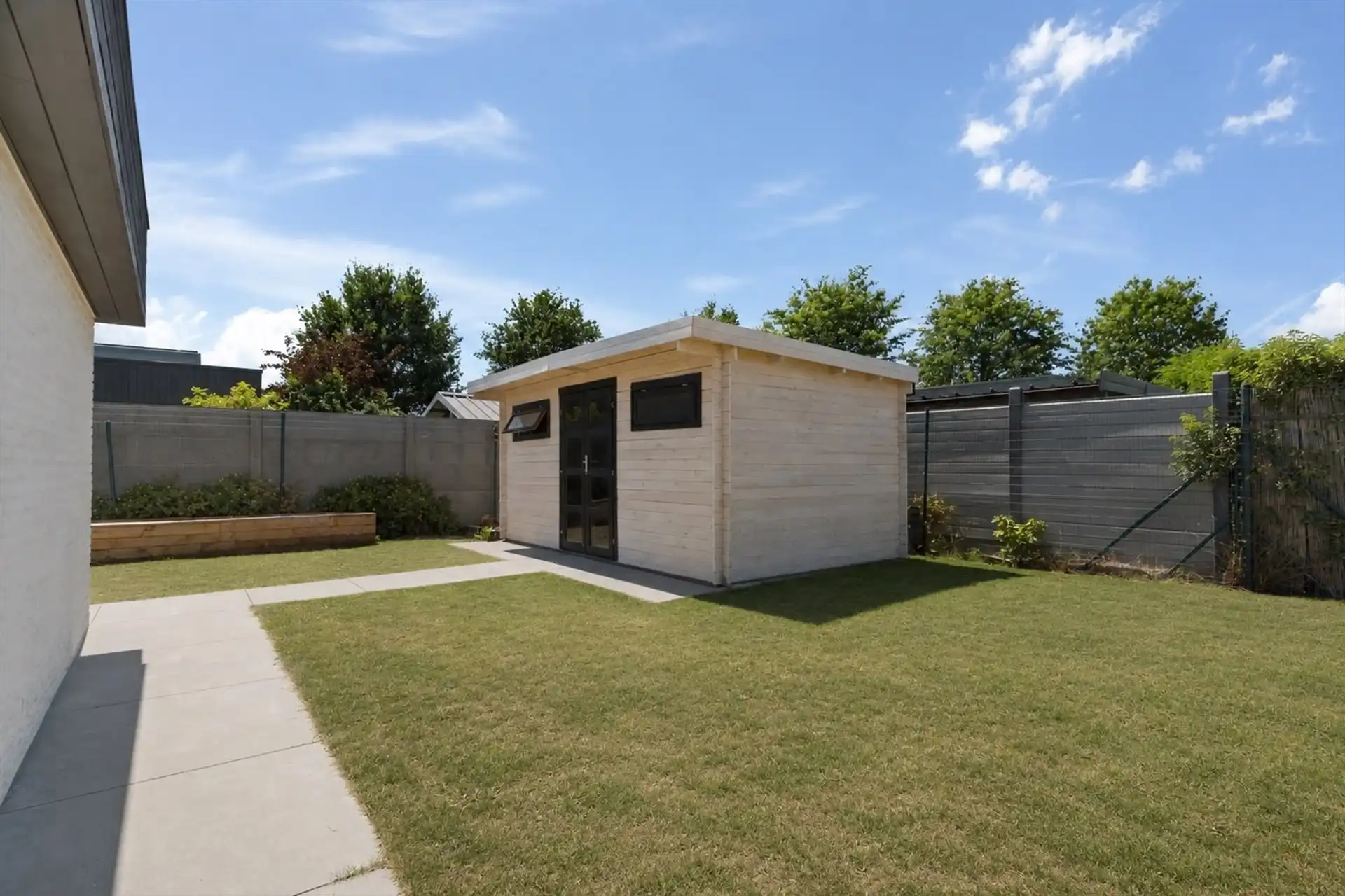 Prachtig vernieuwde, energiezuinige bungalow. foto 32
