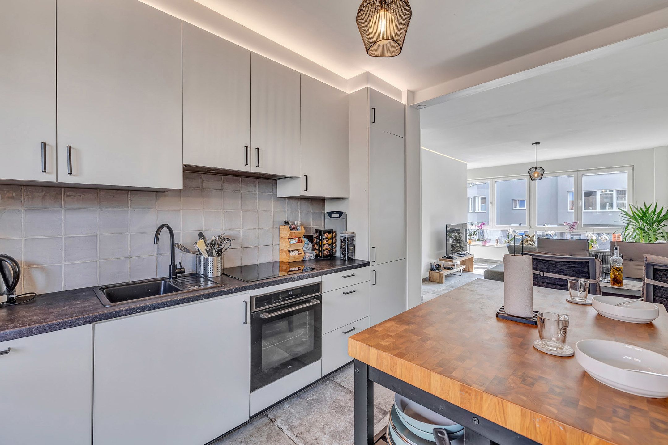 Volledig gerenoveerde bel-etage met ruime garage en terras foto 5