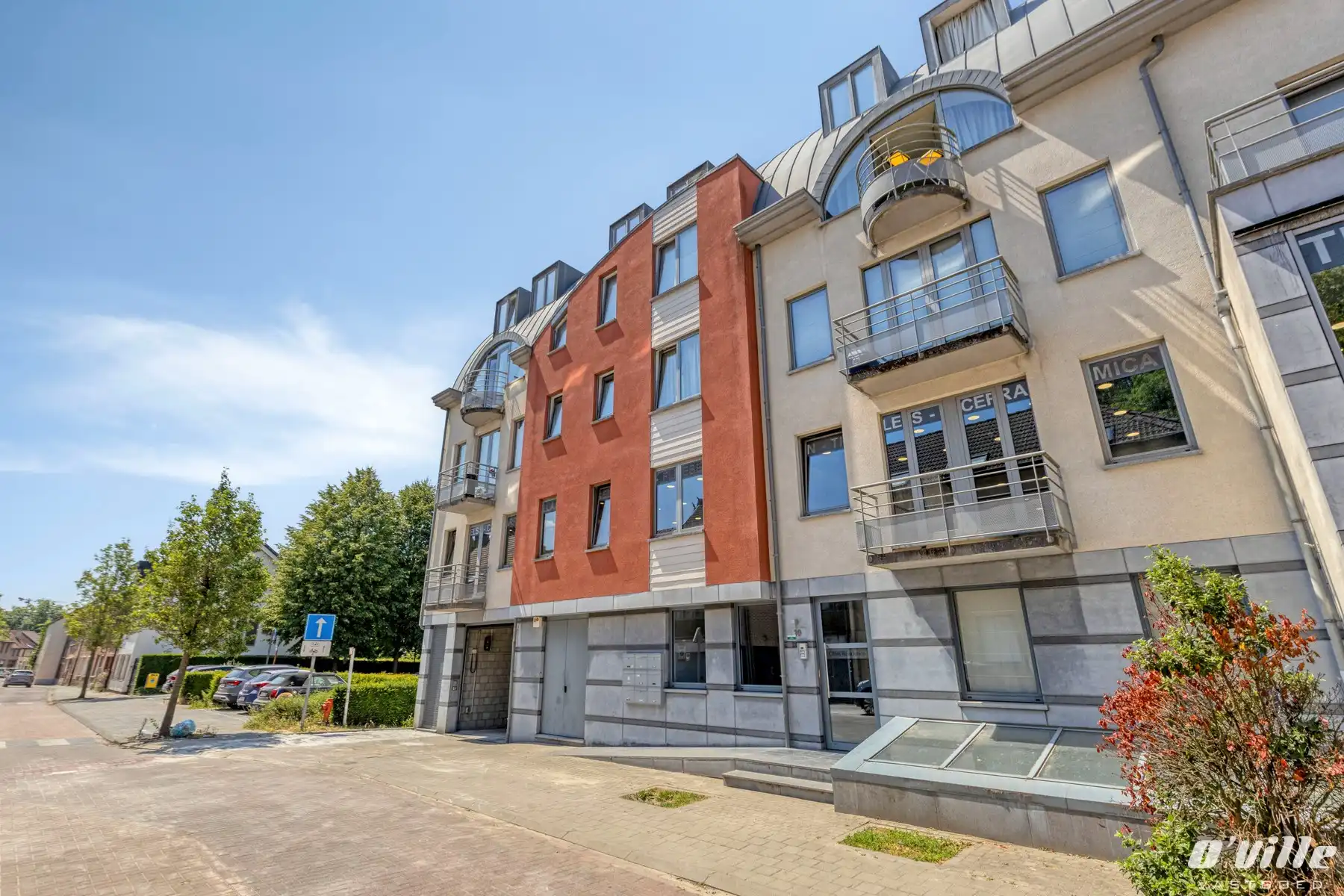 Modern stijlvol appartement strategisch gelegen op 5 km van de NATO foto 18