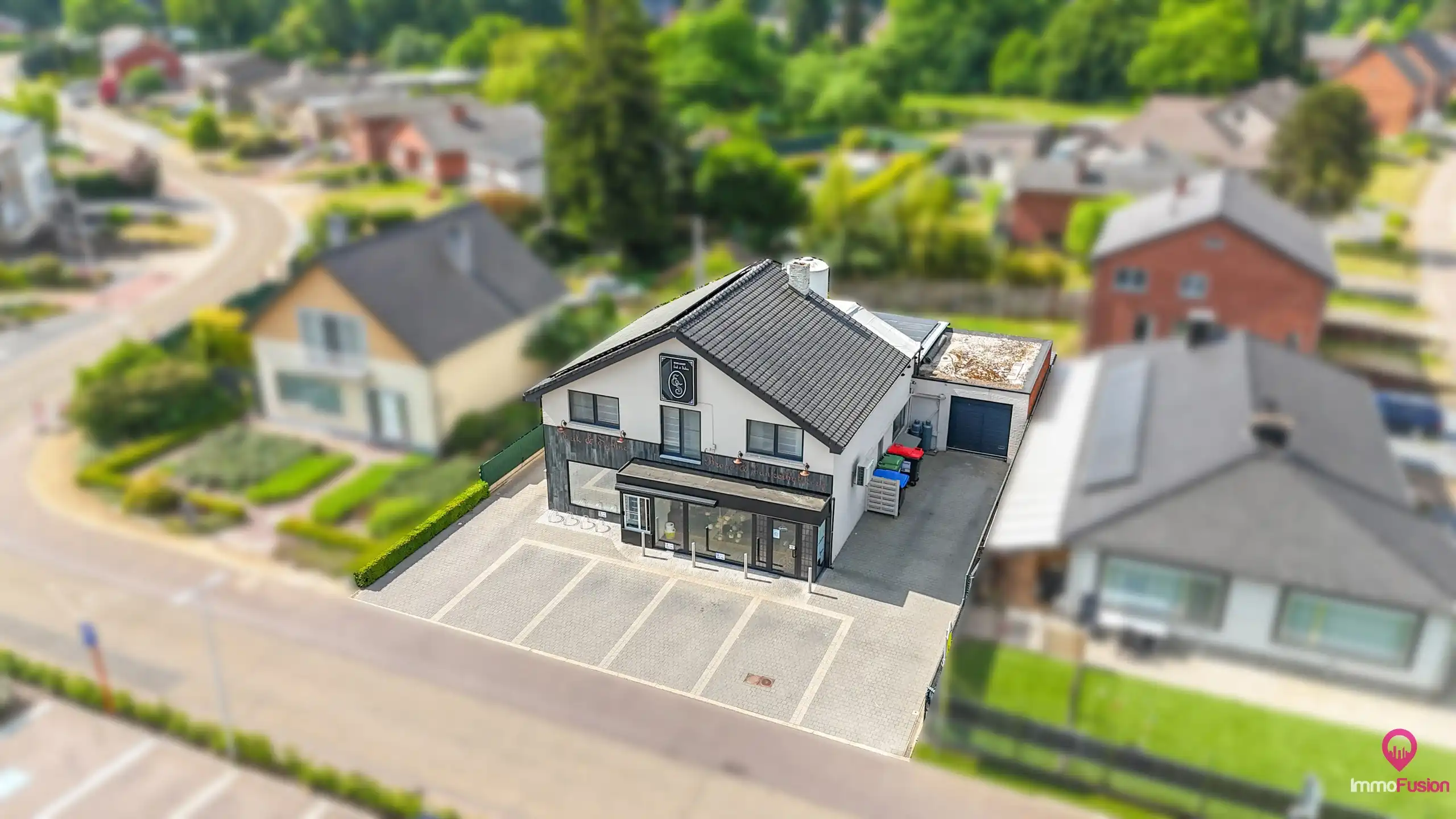 Instapklare bakkerij met woonst in het centrum van Zolder! foto 57