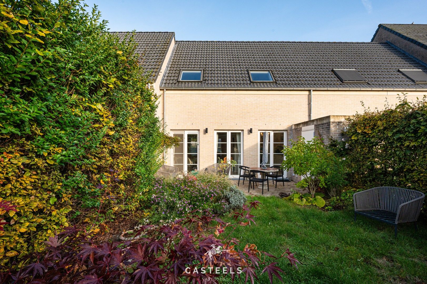 Instapklare gezinswoning in rustig woonerf te Laarne te koop foto 25