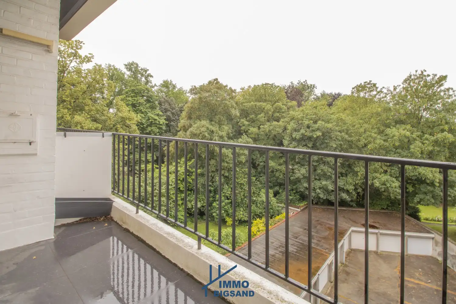 Exclusief wonen op toplocatie aan de Groeningelaan in Kortrijk foto 10