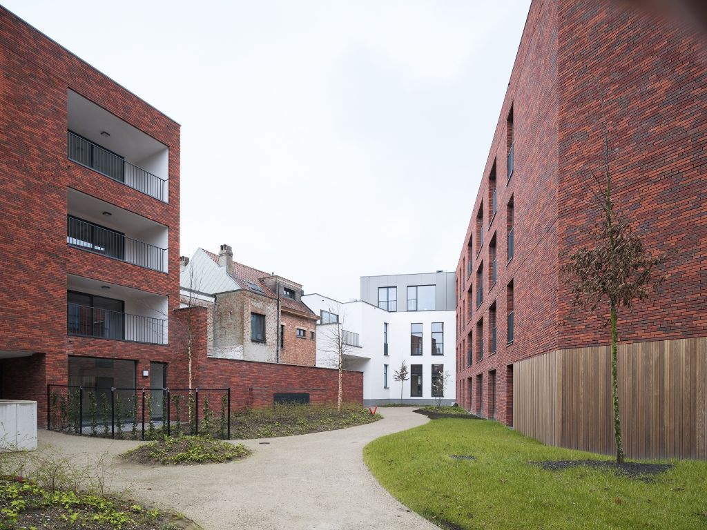 Eénslaapkamerappartement met inpandig terras, gelegen in de buurt van Gent-Sint-Pieters. foto 11