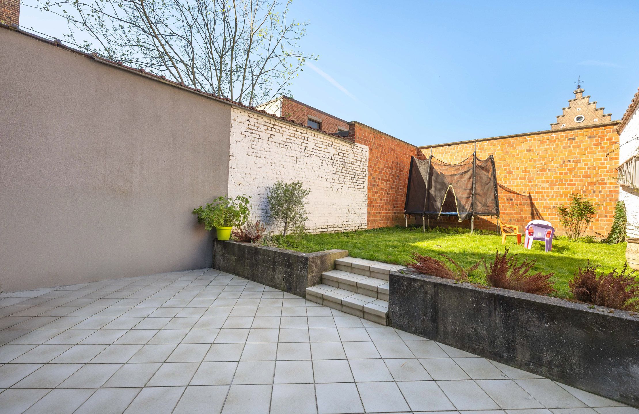 Charmant huis met 5 slaapkamers van ± 200 m² foto 9