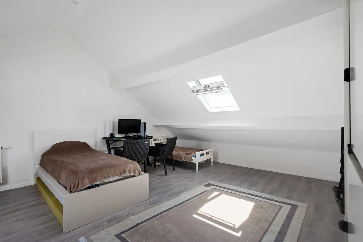 Gerenoveerde woning met tuin en polyvalent bijgebouw te Reet foto 15