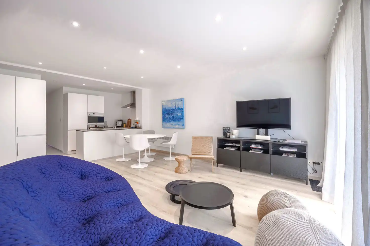 Goed gelegen 2 slaapkamerappartement met zijdelings zeezicht foto 4