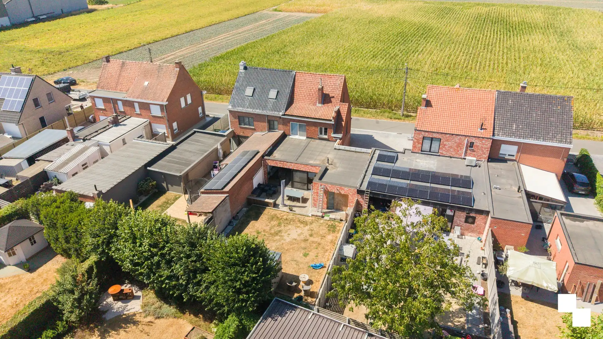 Hoofdfoto van de publicatie: Rustig gelegen en hoofdzakelijk gerenoveerde eengezinswoning op grens Ingelmunster / Izegem