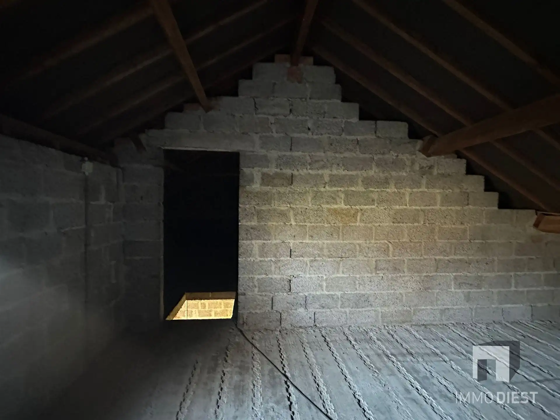 Landhuis met karakter en ruimte (min. 4 slpks) foto 23