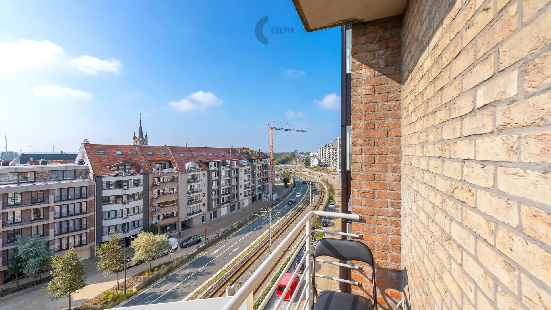 Lichtrijk hoekappartement met zijdelings zeezicht foto 8