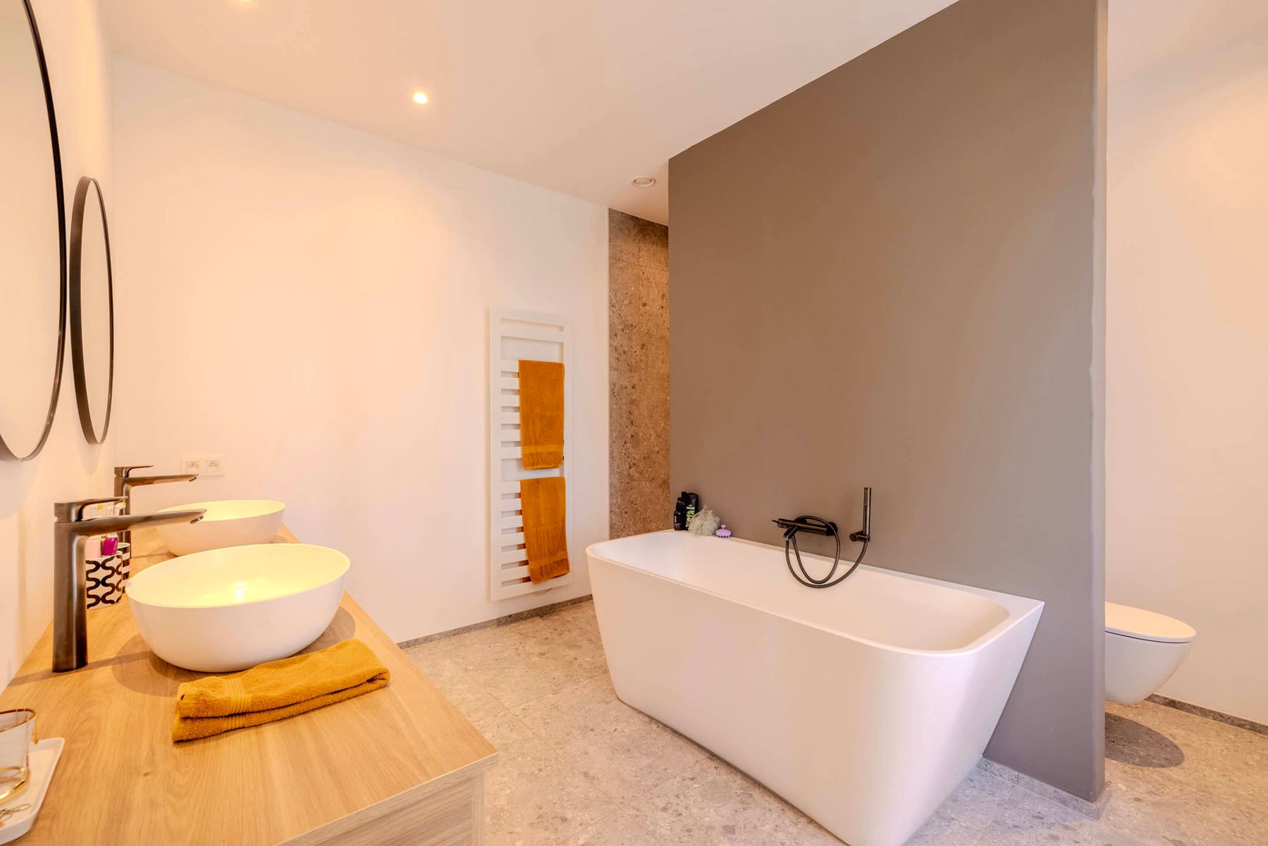 Gerenoveerde hoeve met 3slpk, 2bdk en tal van mogelijkheden foto 21