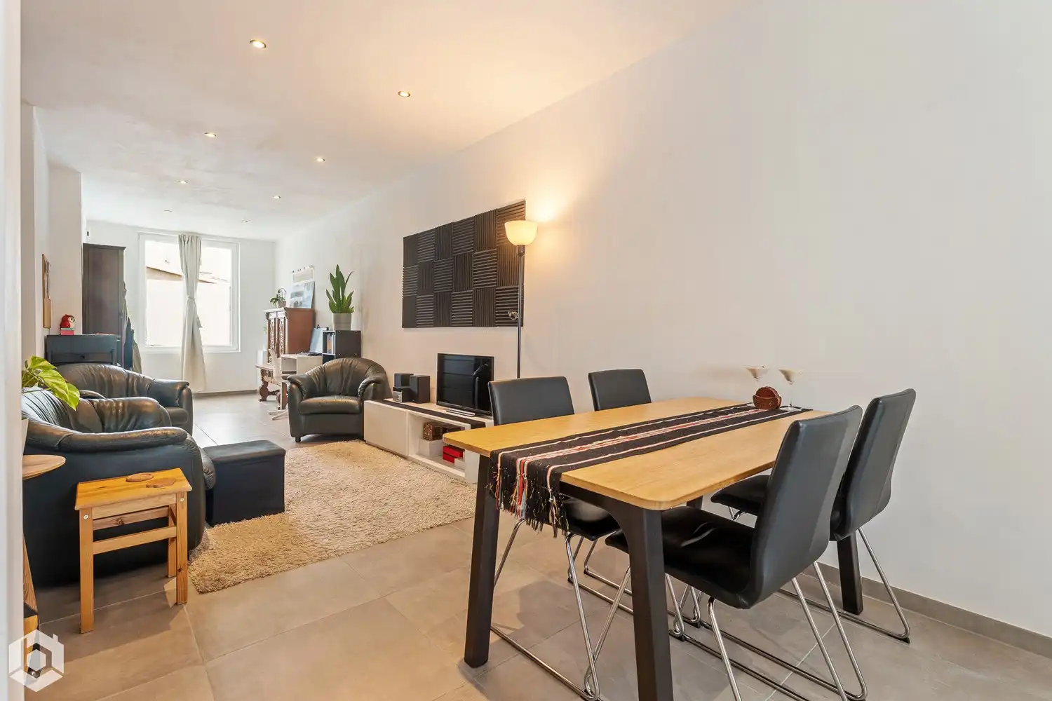 Recent gerenoveerde woning met 3 slpkrs en garagebox foto 7