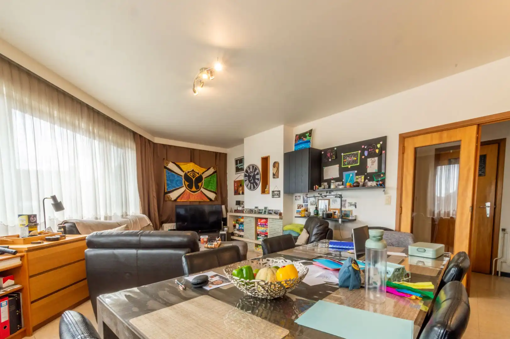 UITSTEKEND GELEGEN APP MET 2 SLAAPKAMERS + TERRAS! foto 4