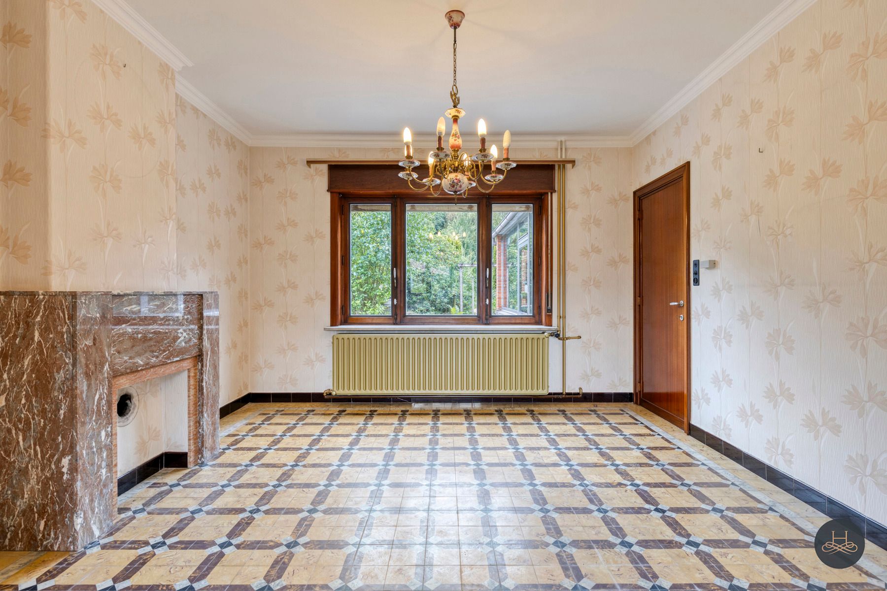 Karaktervolle woning met zeer veel mogelijkheden op 19a foto 7