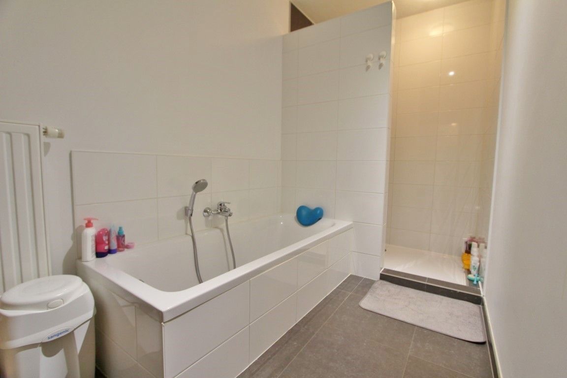 Modern 2-slaapkamer appartement in Sint-Truiden foto 12