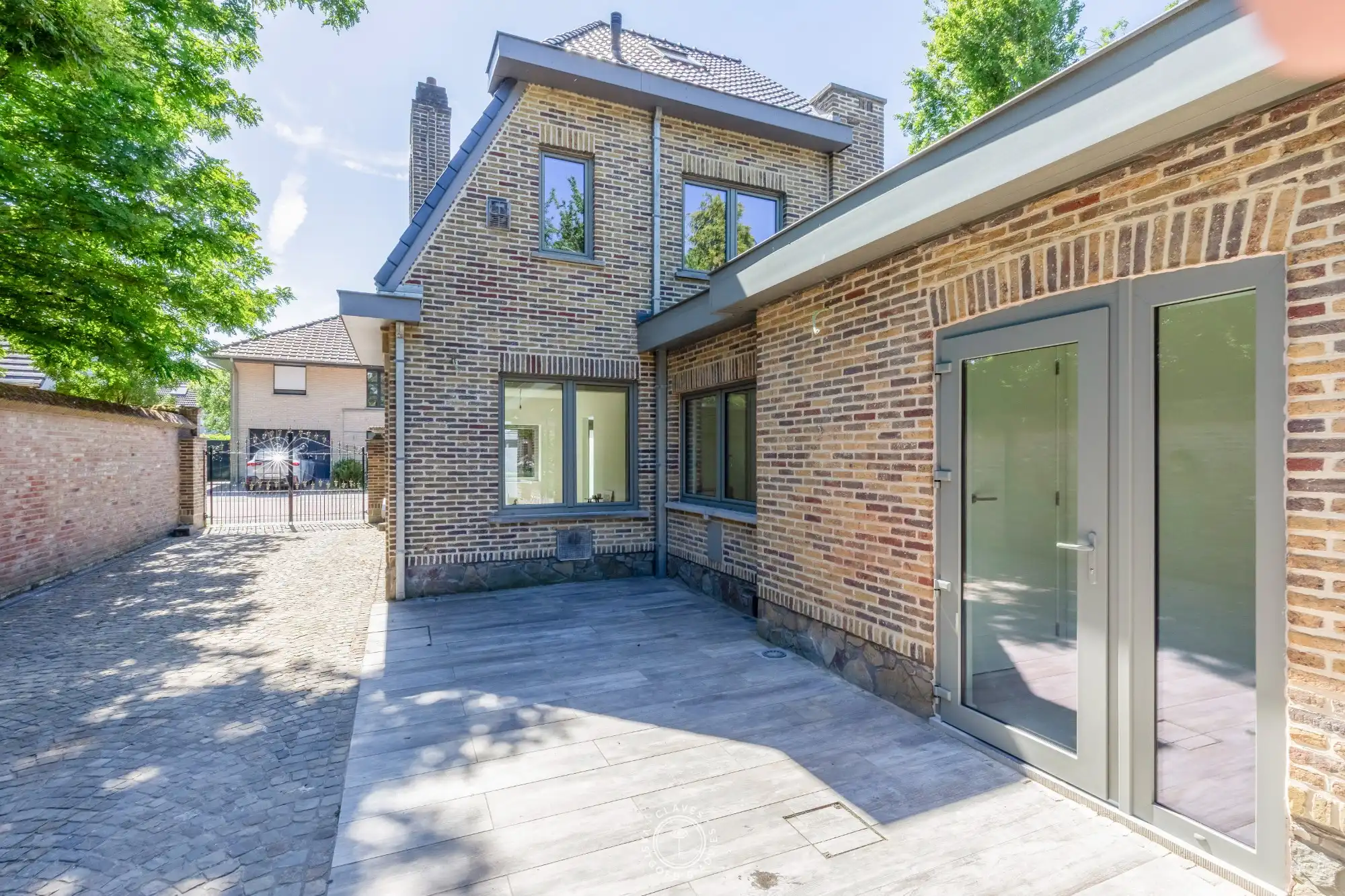 Gerenoveerde gezinswoning met 3 slaapkamers nabij het centrum van Hamme foto 8