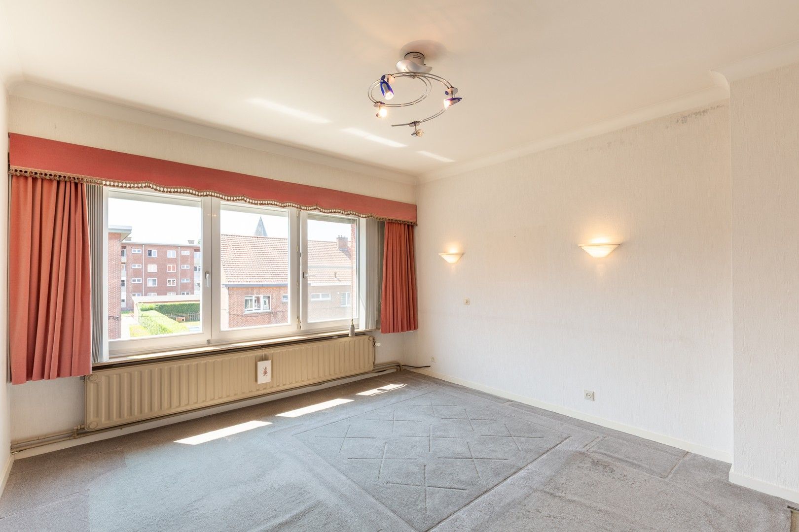 Zeer lichtrijke woning met unieke veranda foto 19