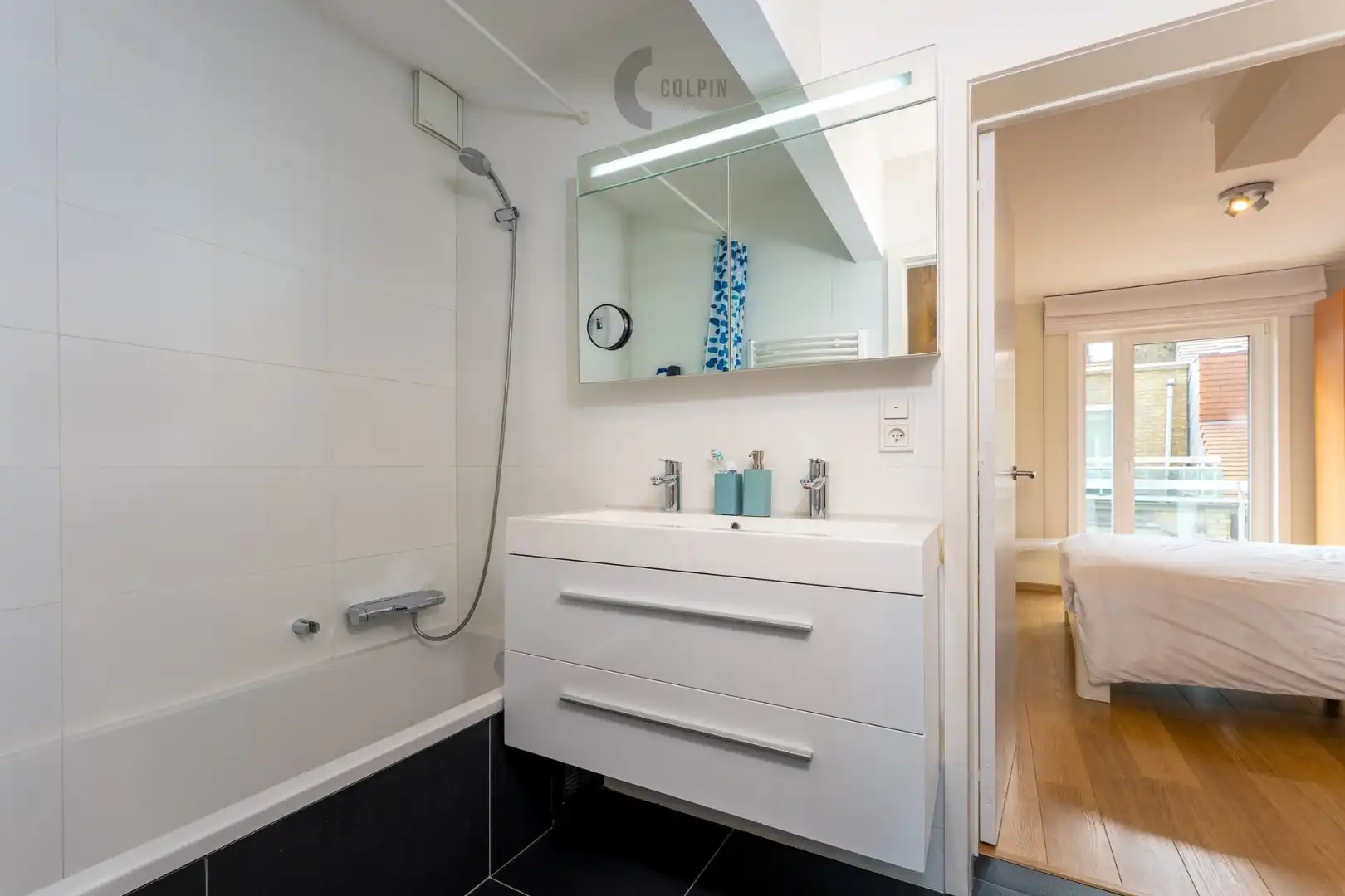 Te koop. Appartement met zeezicht foto 7
