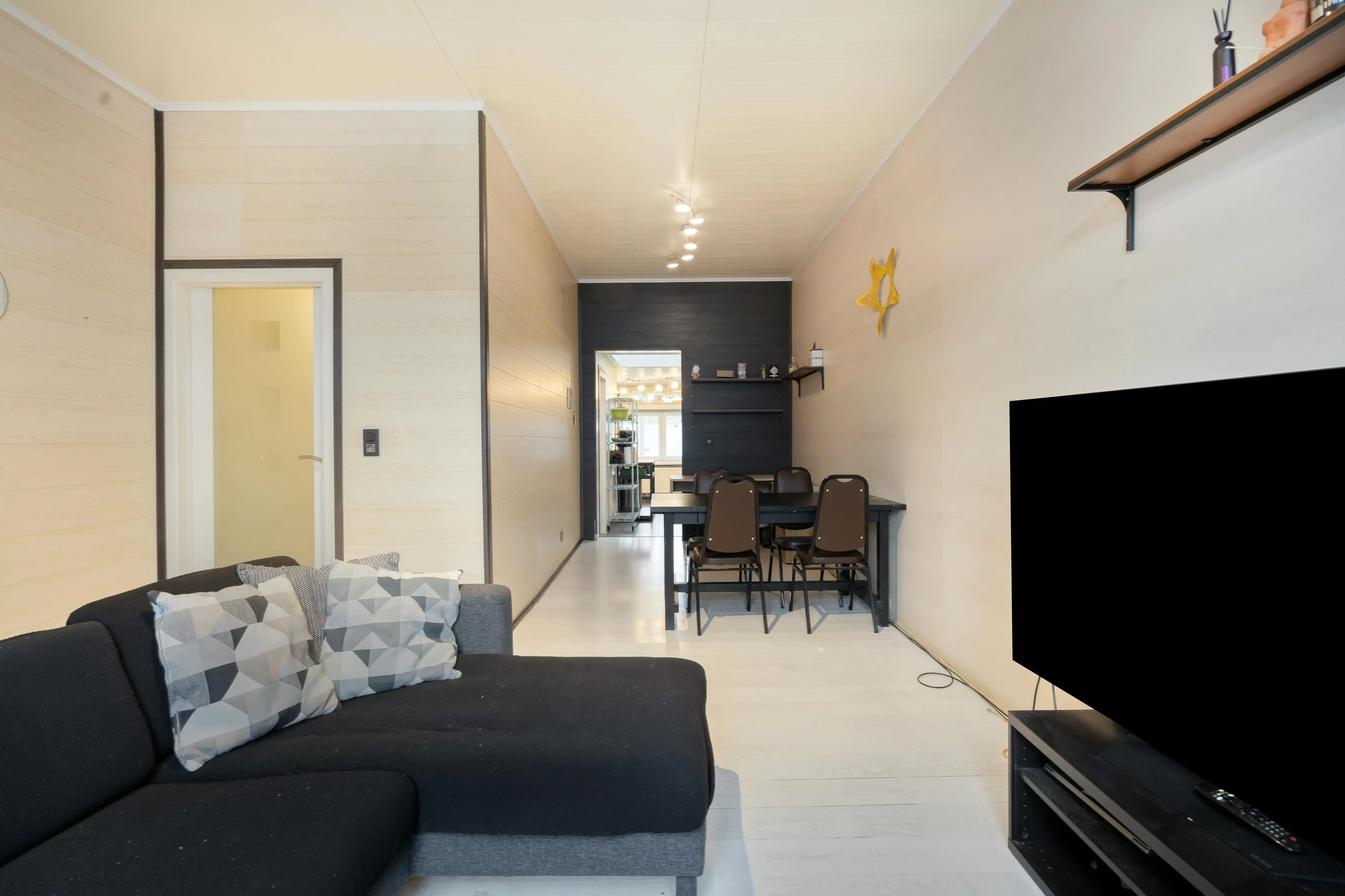 Huis met 3 slaapkamers en tuin te koop in Wilrijk foto 2