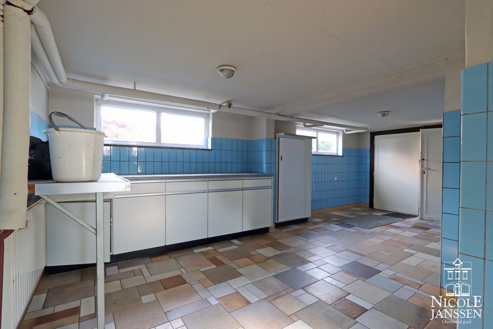 Mooi verzorgde split-level woning op unieke locatie in het mooie Aldeneik foto 24