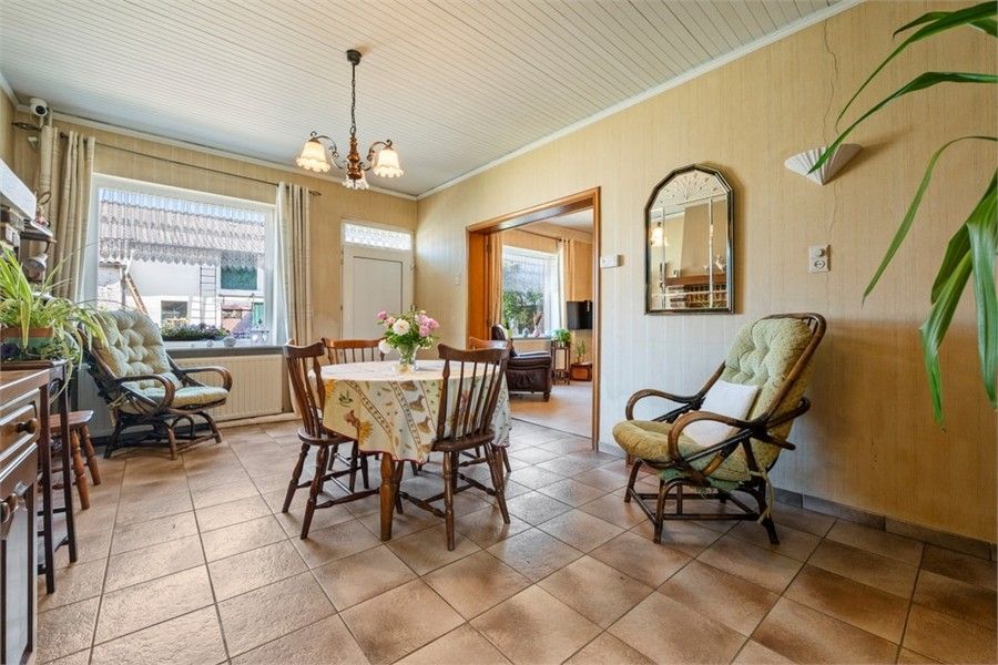 OP TE FRISSEN GEZINSWONING OP EEN PERCEEL VAN 63A IN VELM foto 9