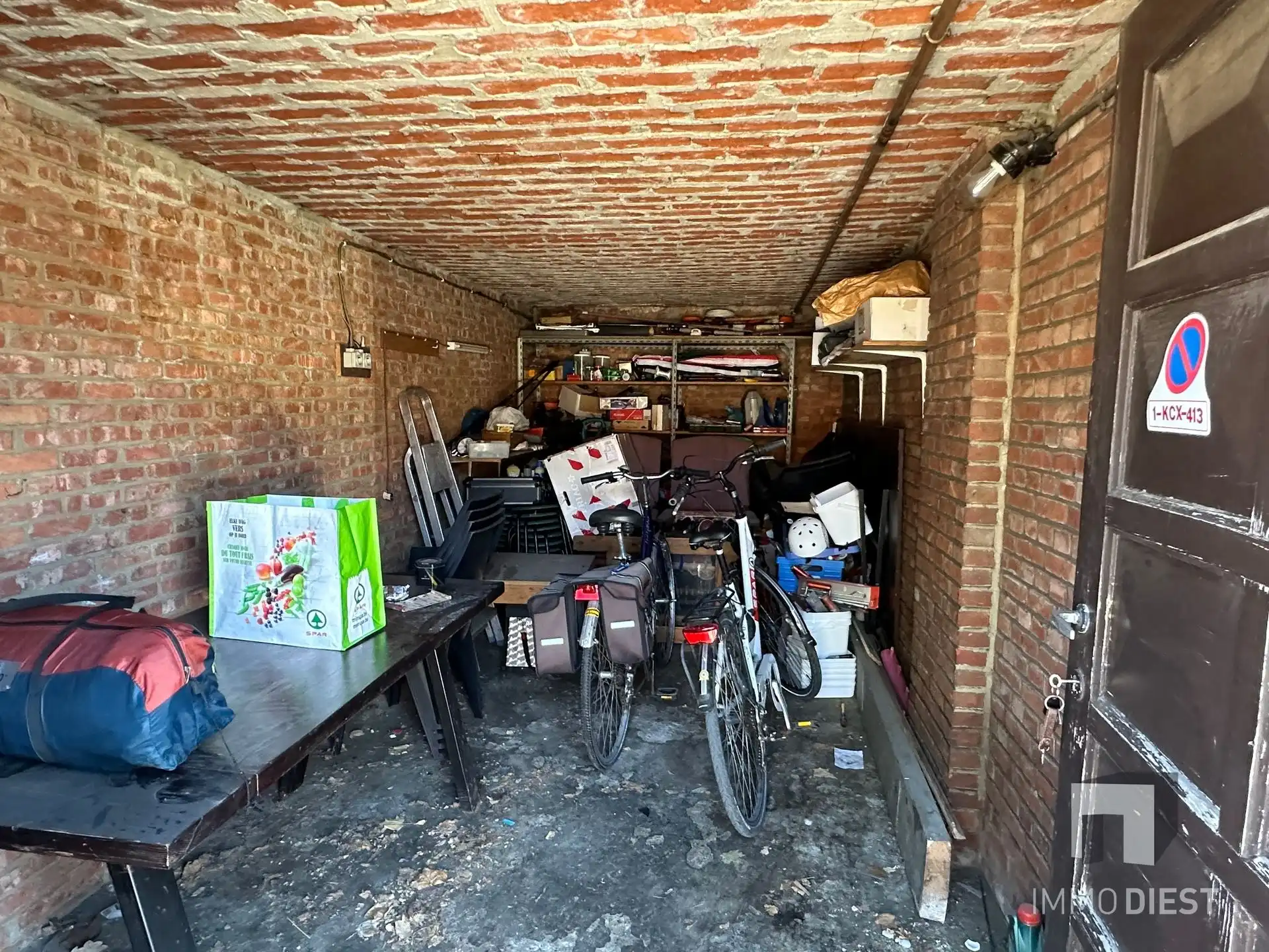 Te renoveren woning met 3 slaapkamers, 2 garages en tuin in Diest foto 36
