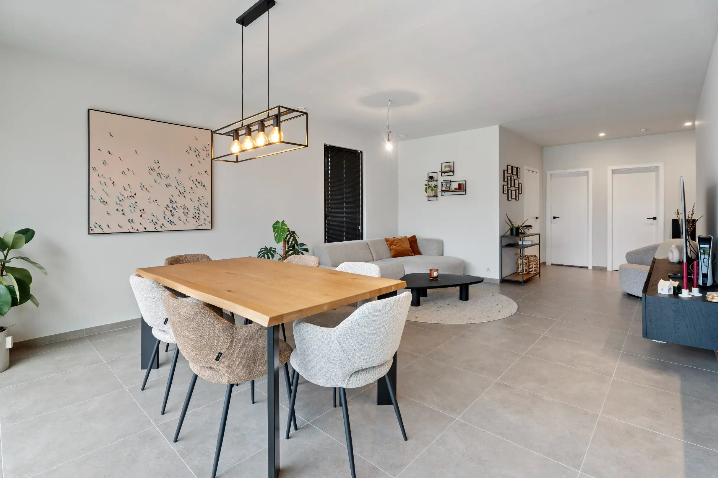 Gelijkvloers appartement met terras en tuin foto 6