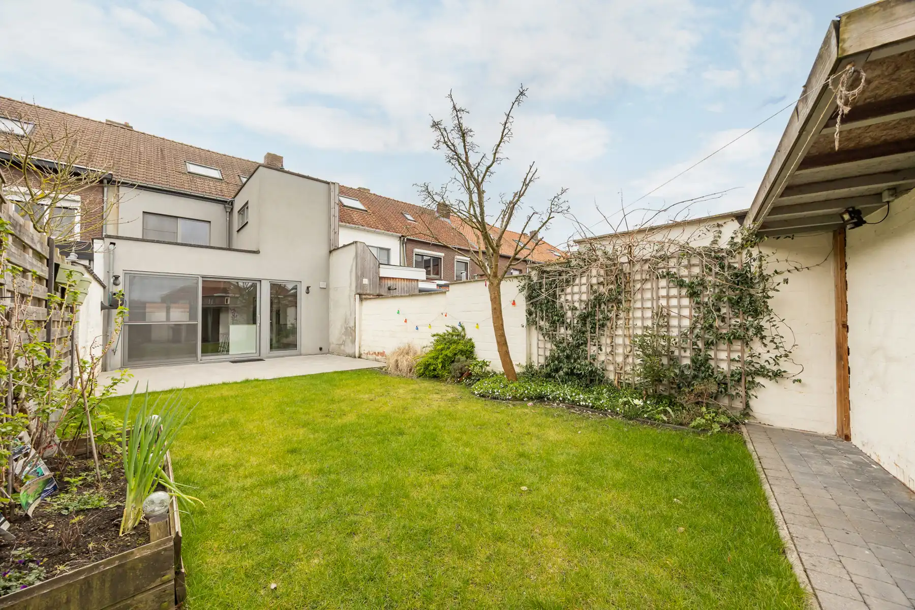 Instapklare woning met drie slaapkamers en moderne afwerking foto 2