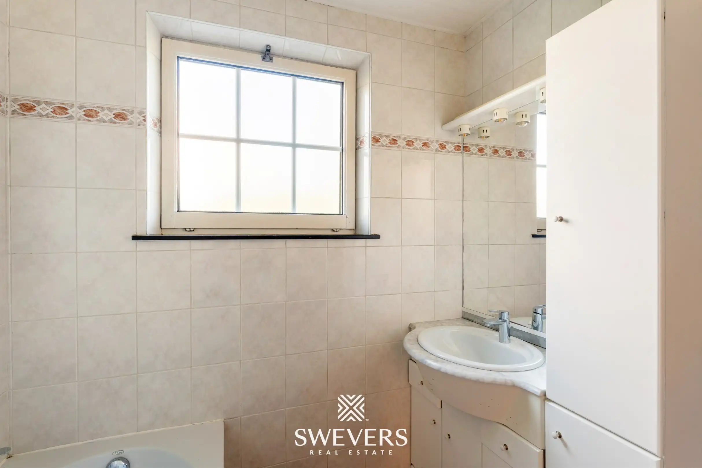 Te renoveren gelijkvloerse bungalow met 3 slaapkamers foto 13