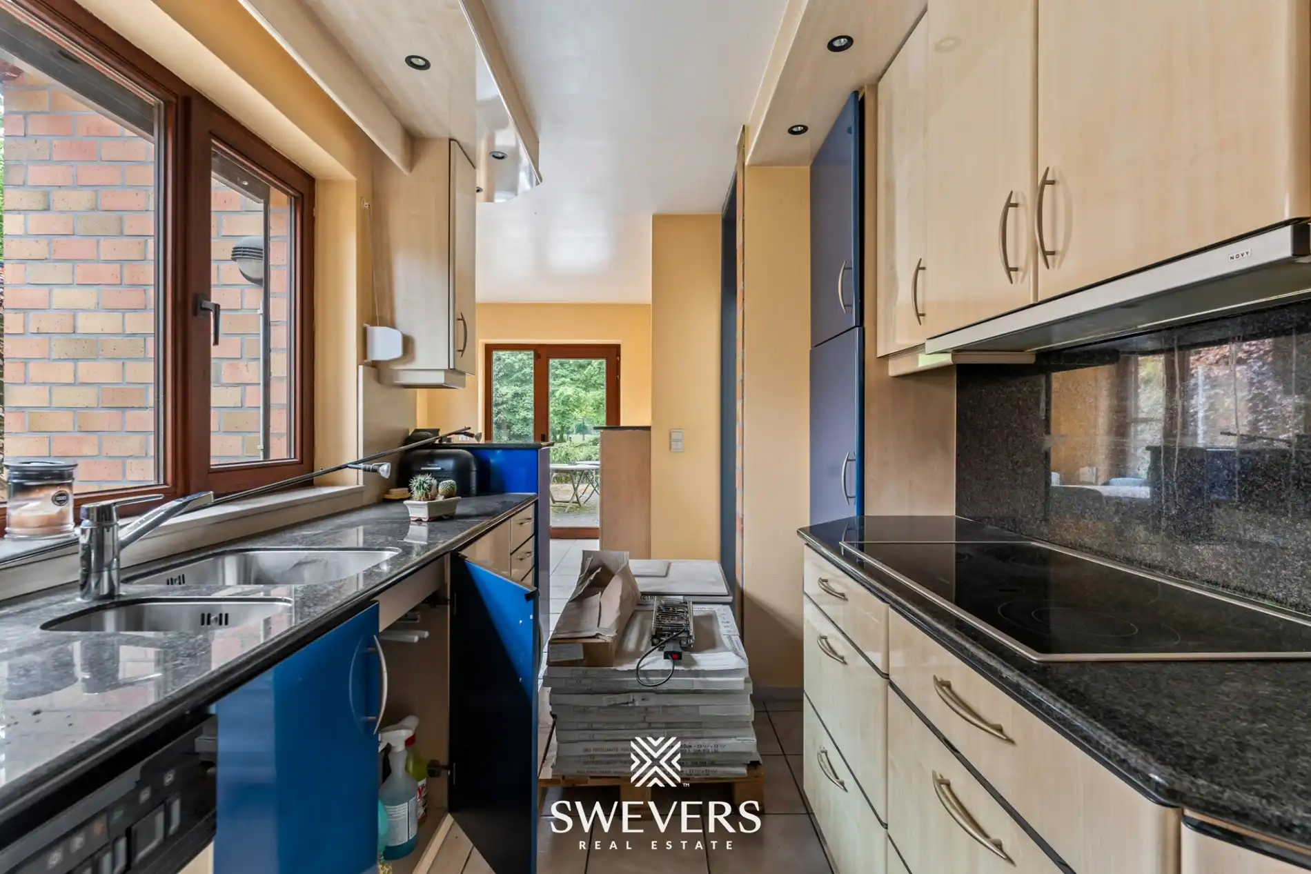 Ruime woning met veel potentieel op prachtig perceel (23a96ca) te Helchteren foto 12