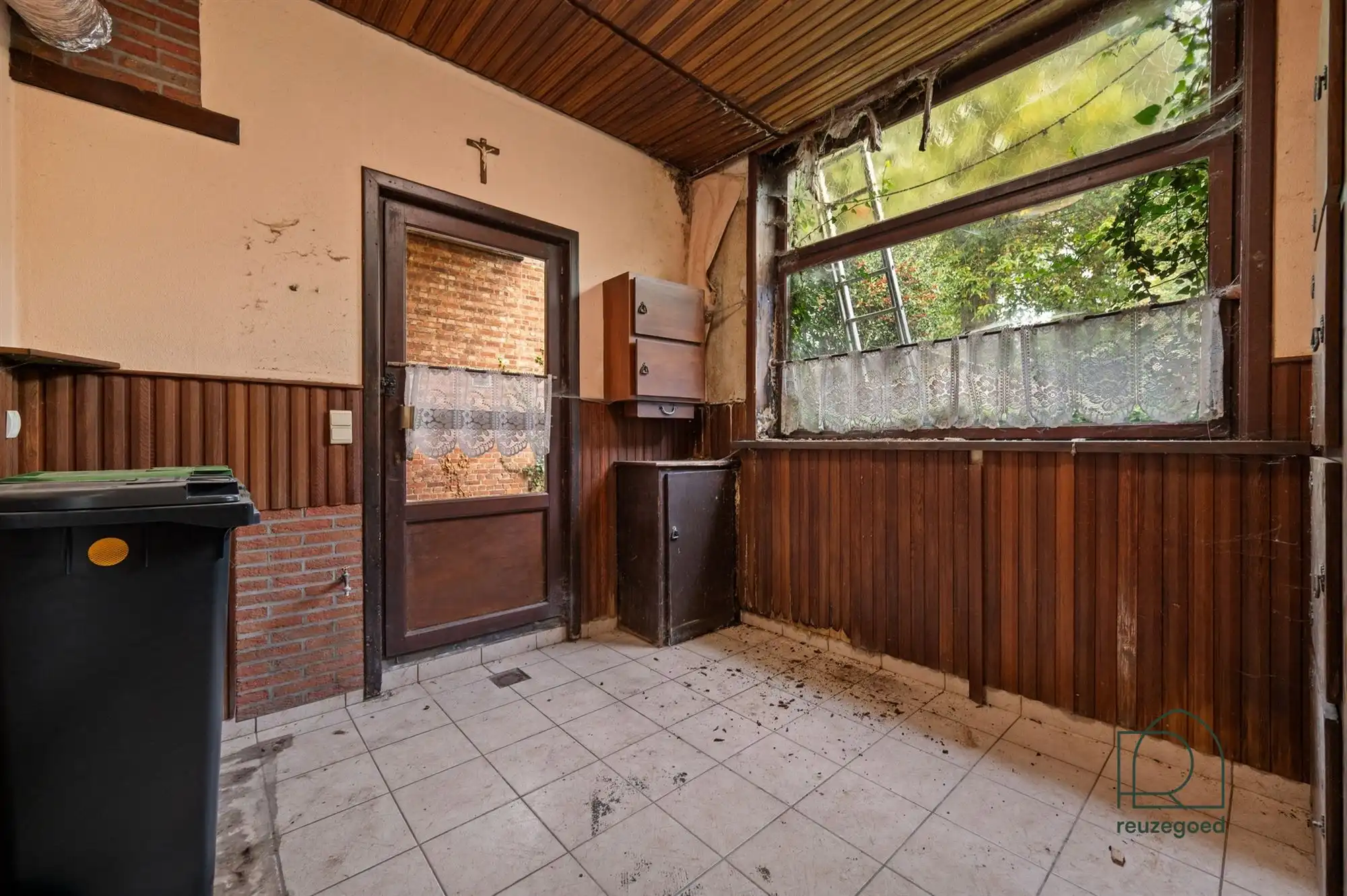 Ruime woning met authentieke charme, bijgebouwen en tal van mogelijkheden in Hombeek foto 9