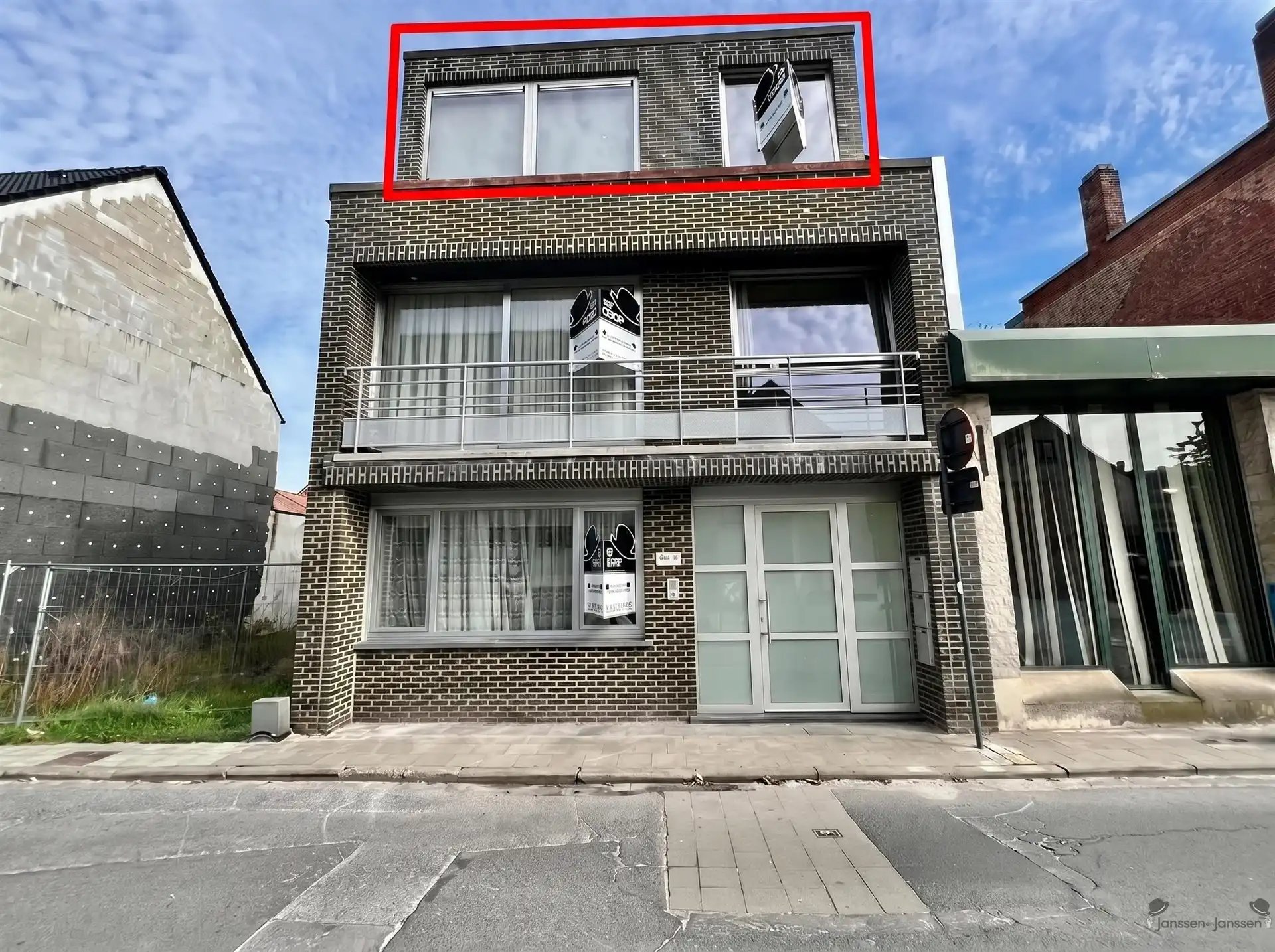 centraal gelegen appartement met 2 slaapkamers foto {{pictureIndex}}