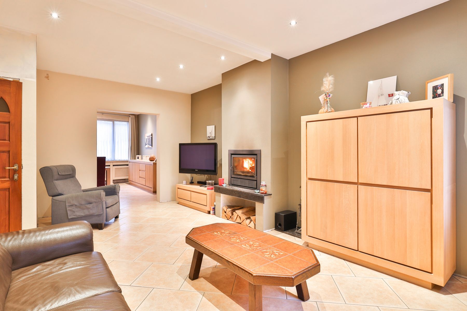 Veelzijdige meergezinswoning met massa’s potentieel foto 6