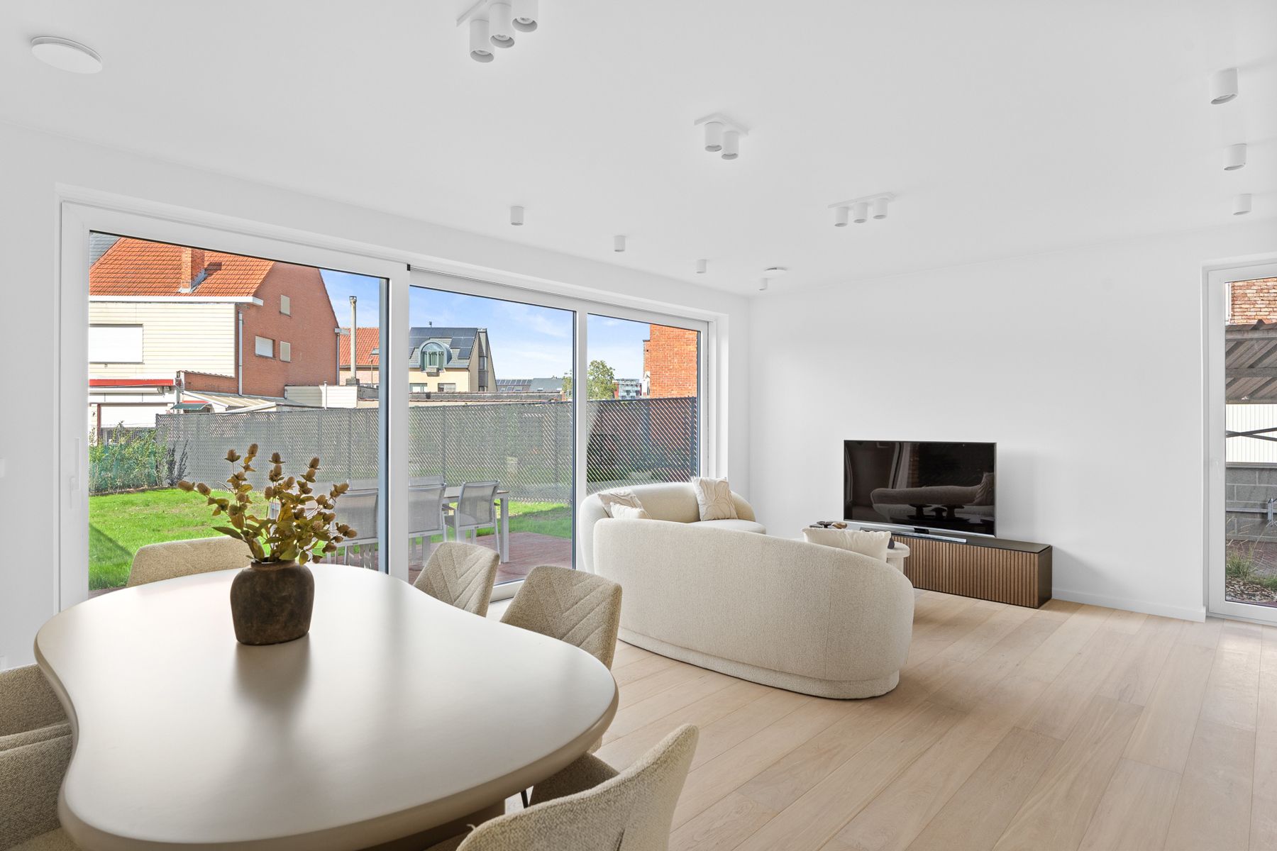 Halfopen bebouwing te koop in Mechelen! foto 10