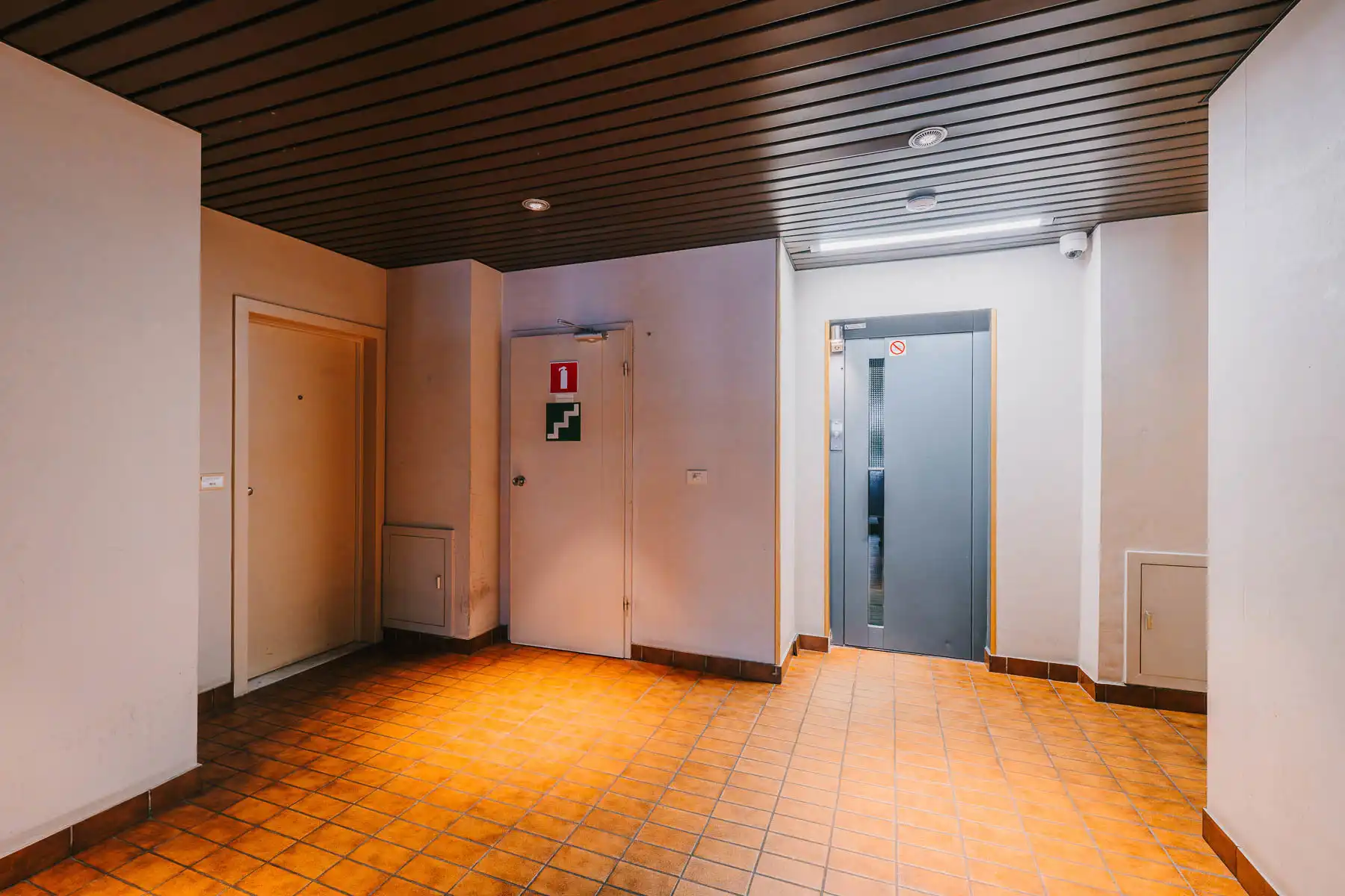 Charmante studio aan Harmoniepark te Antwerpen foto 16