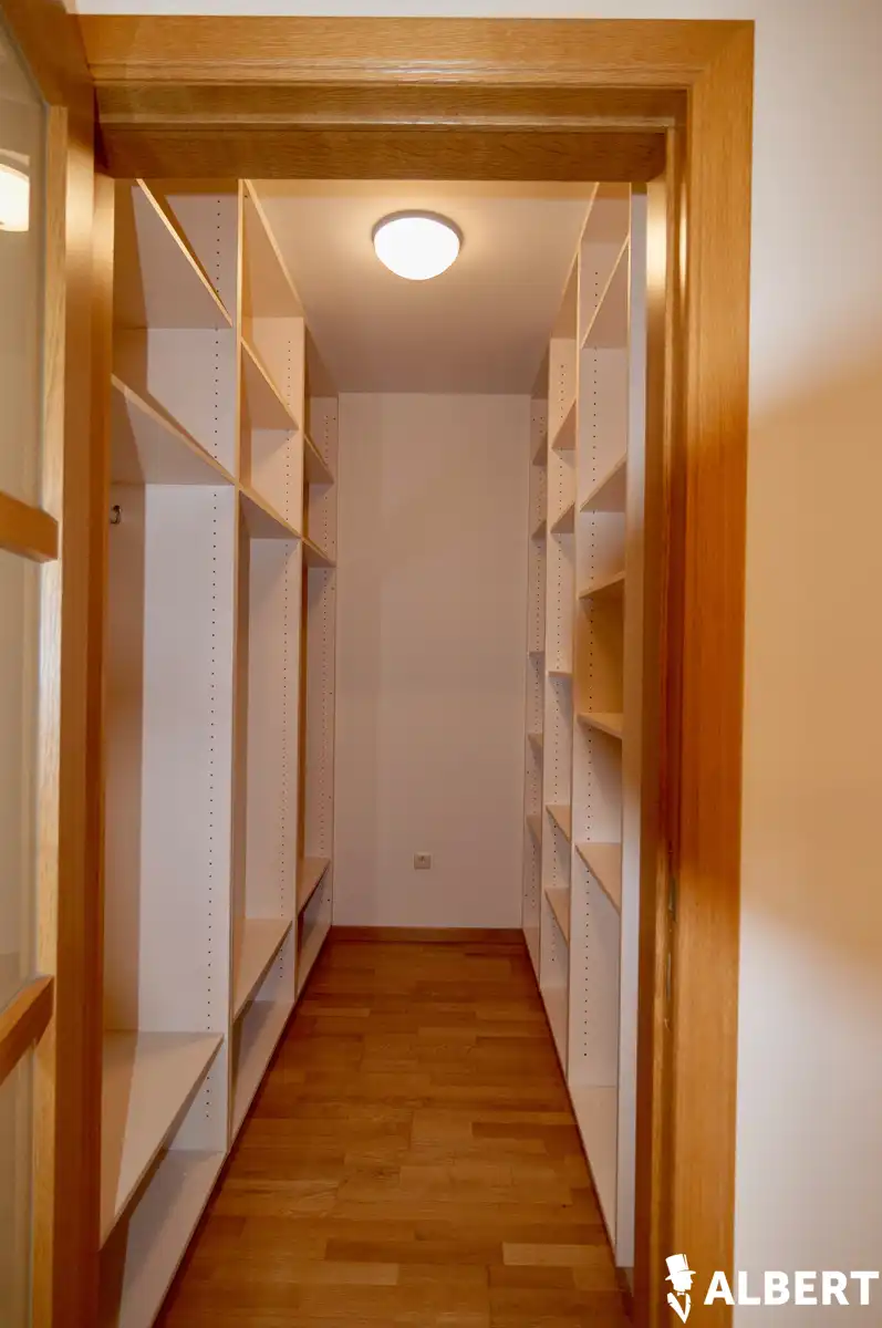 Charmante halfopen woning in een rustige, doodlopende straat foto 17