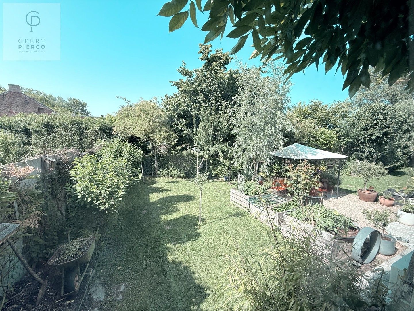 Karaktervolle woning in het groen foto 42