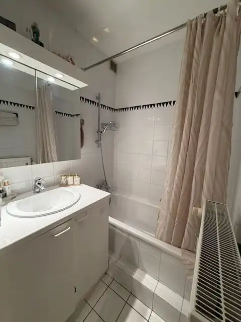 Genk, Reinpadstraat 17 bus 18 - Ruim appartement met 3 slaapkamers, autostaanplaats en kelderberging nabij Genk-centrum. foto 17