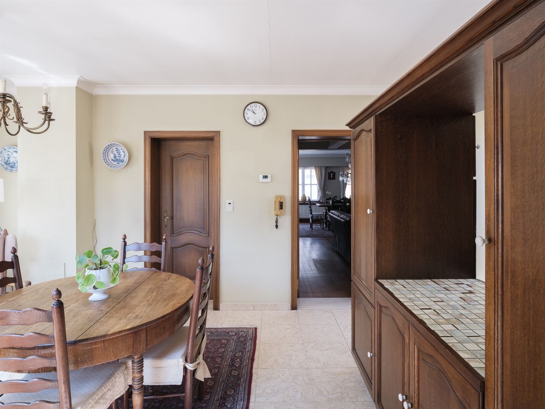 Op te frissen woning vlakbij Merelbeke foto 6